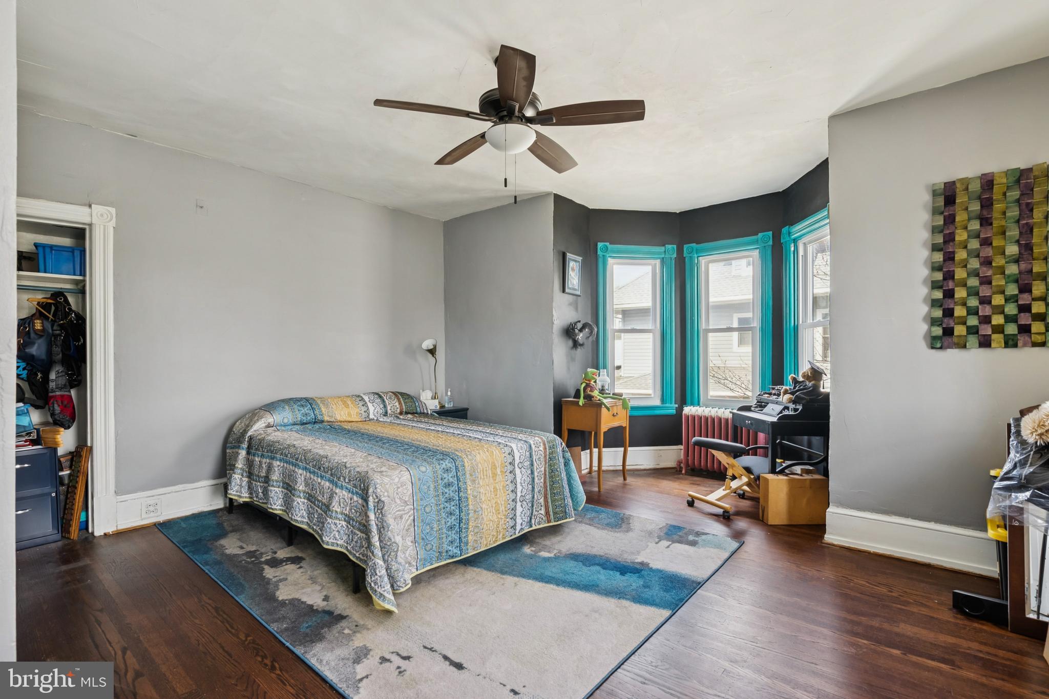 619 Morgan Avenue Palmyra, NJ 08065 - Photo 19 of 27 a bedroom with a bed couch and a window