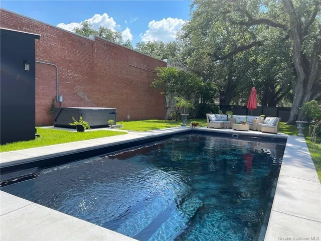 $449,000 | 912 North Main Street, Jennings, LA 70546