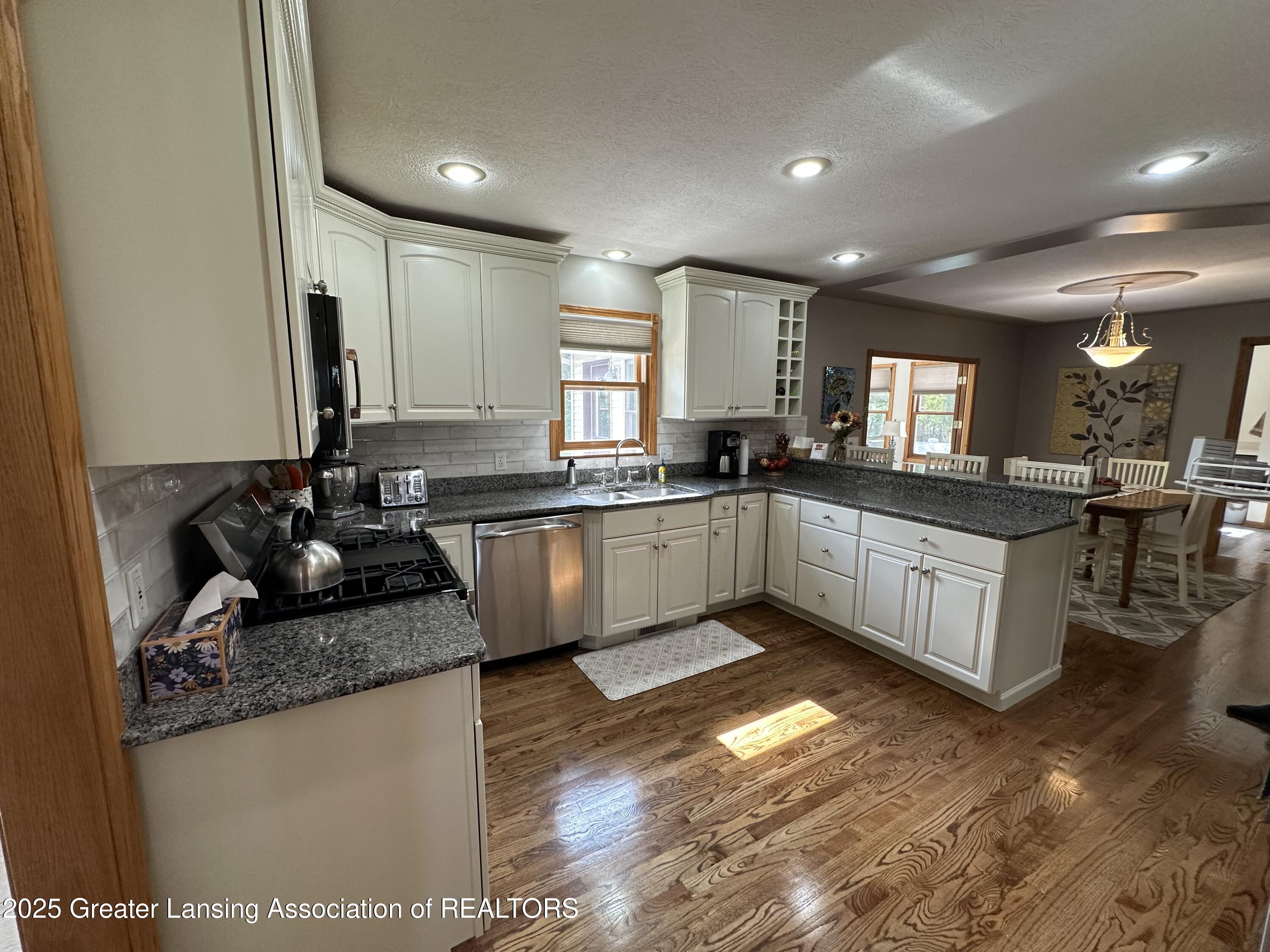 2604 Green Road St. Johns, MI 48879 - Photo 10 of 51 IMG_5081