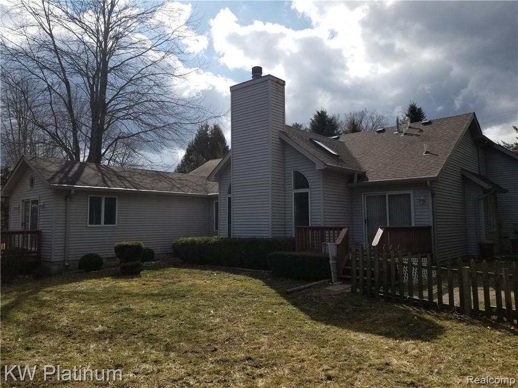 3982 State Road Fort Gratiot, MI 48059 - Photo 2 of 29 REAR VIEW OF HOME