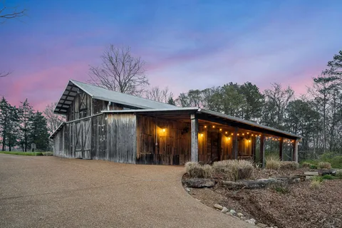 $3,275,000 | 324 East Kingston Springs Road, Kingston Springs, TN 37082