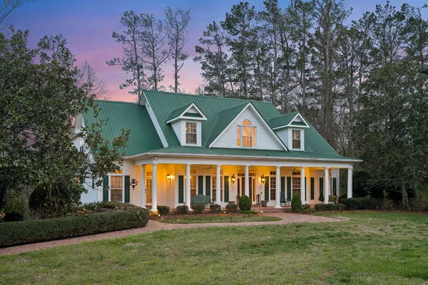 $3,275,000 | 324 East Kingston Springs Road, Kingston Springs, TN 37082
