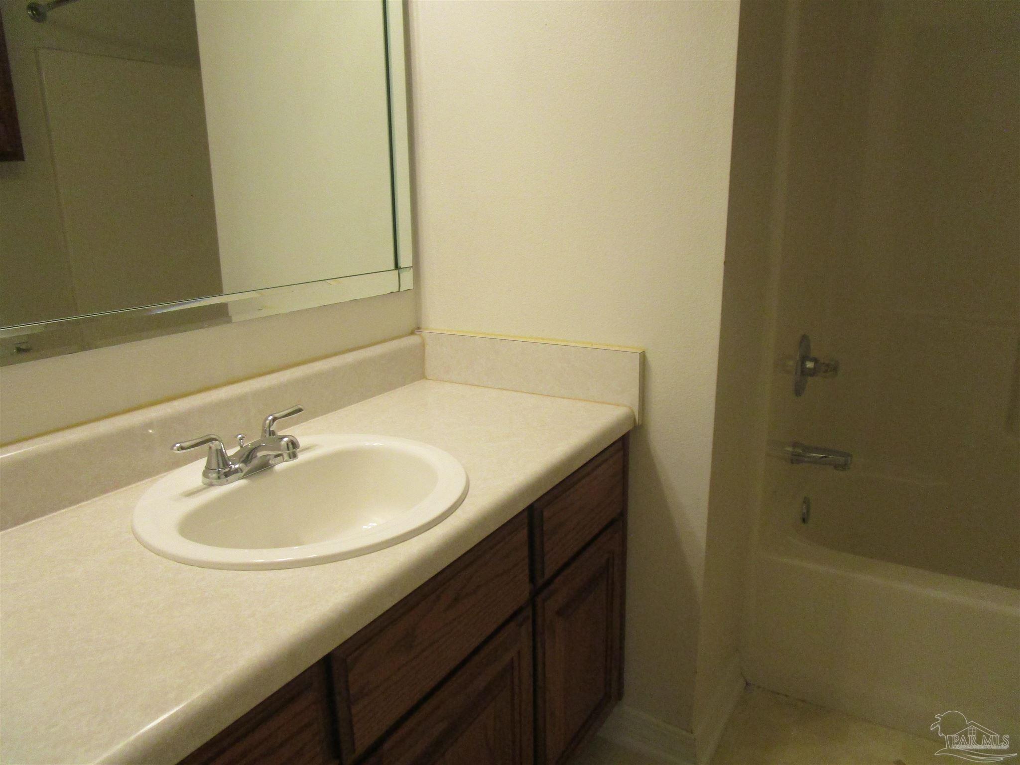 5191 Goshawk Drive Milton, FL 32570 - Photo 13 of 16