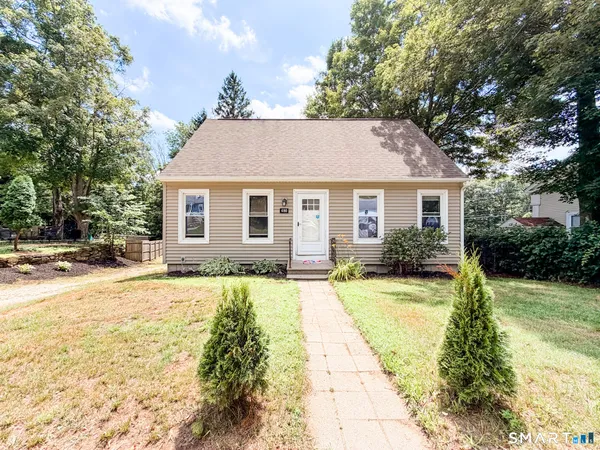 $305,000 | 480 North Main Street, Plainfield, CT 06354