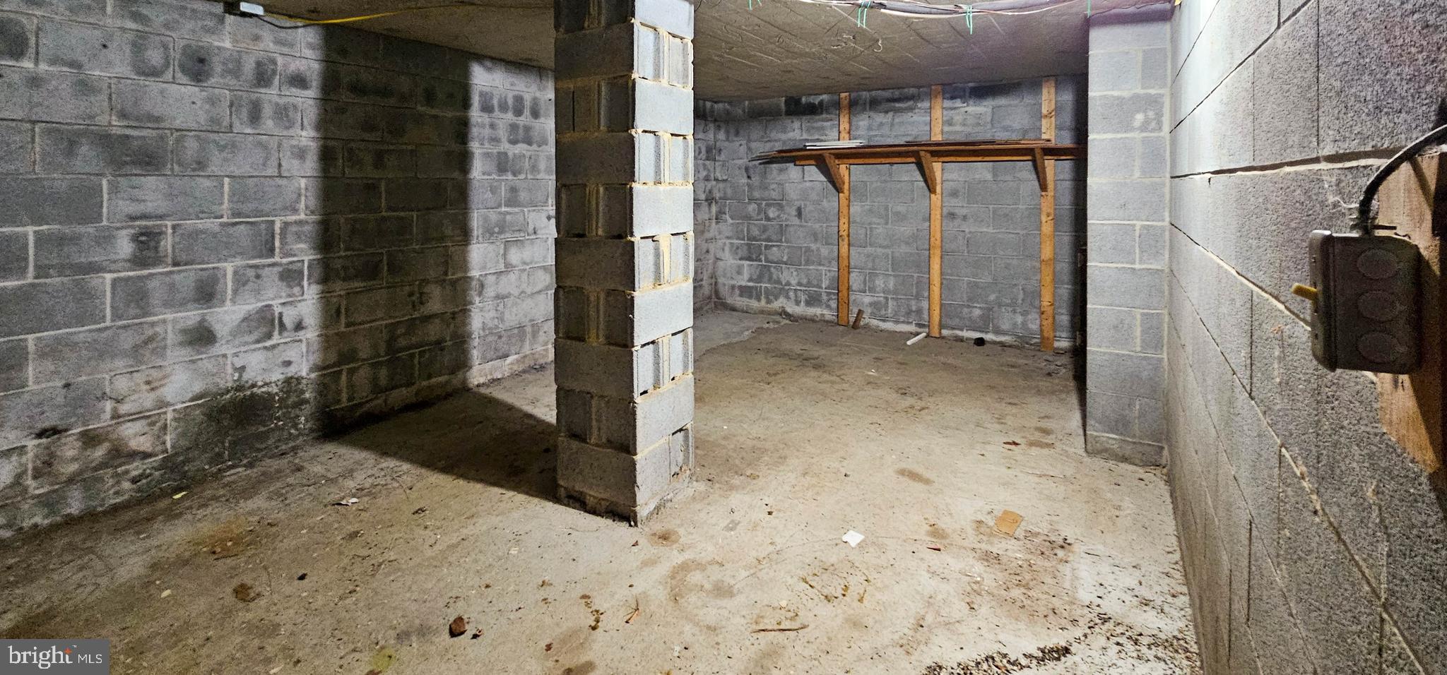 21272 Leiters Mill Road Hagerstown, MD 21742 - Photo 28 of 51 Storage area under carport