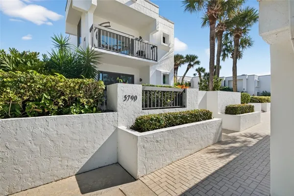 $8,500 | 5790 Florida A1A, Unit 1A, Vero Beach, FL 32963