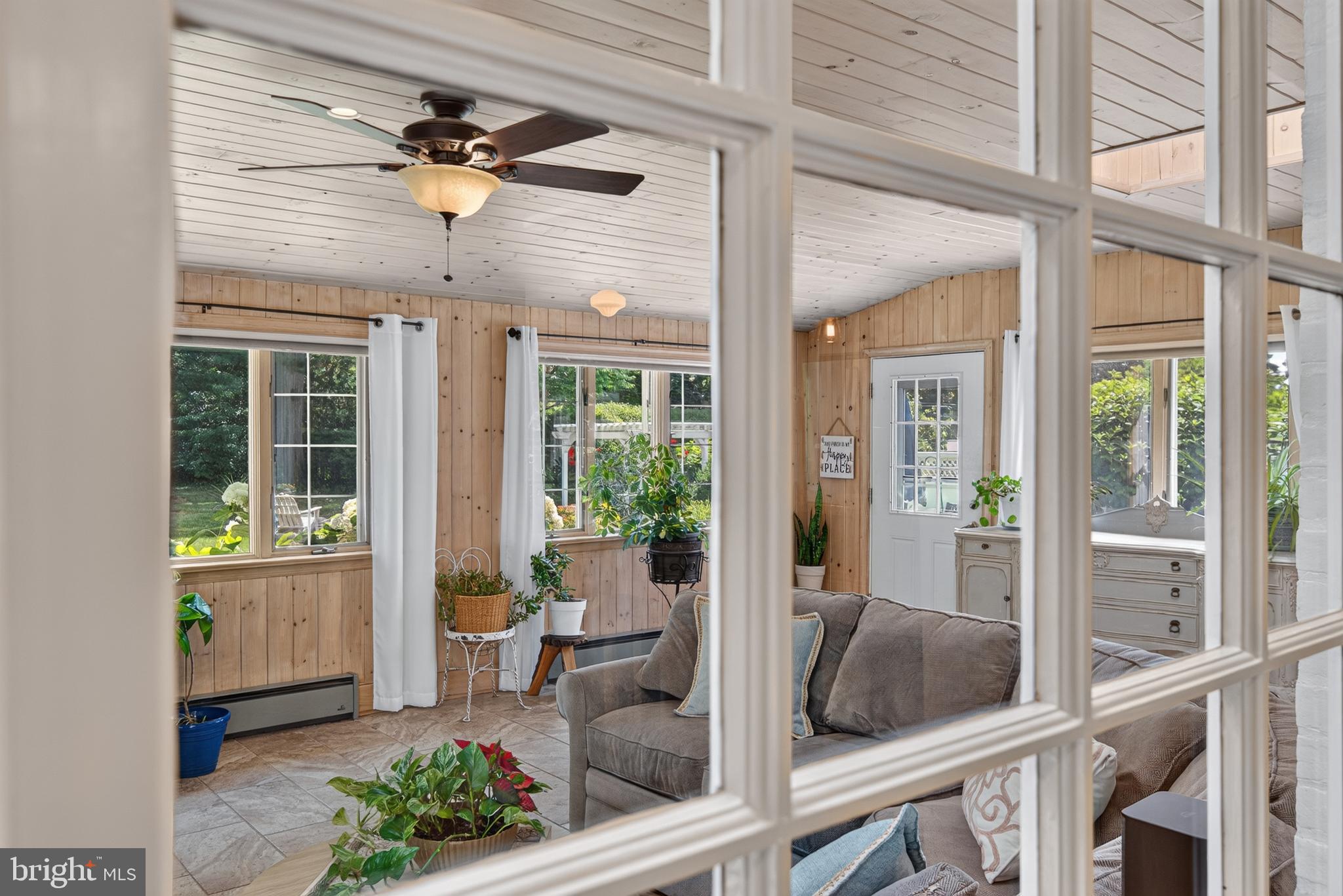1982 Sterling Place Lancaster, PA 17601 - Photo 23 of 57 Sunroom