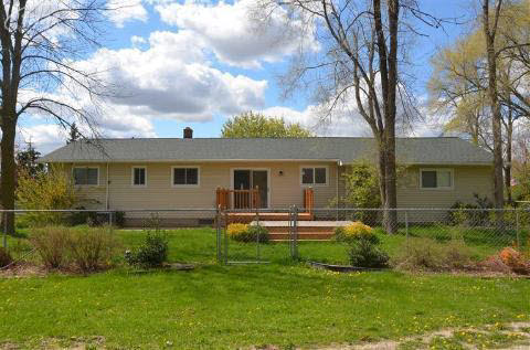 5255 Torrey Road Flint, MI 48507 - Photo 4 of 20 20181644-3.JPG