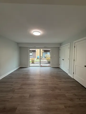 $2,500 | 1173 South Forums Court, Unit 1D, Wheeling, IL 60090