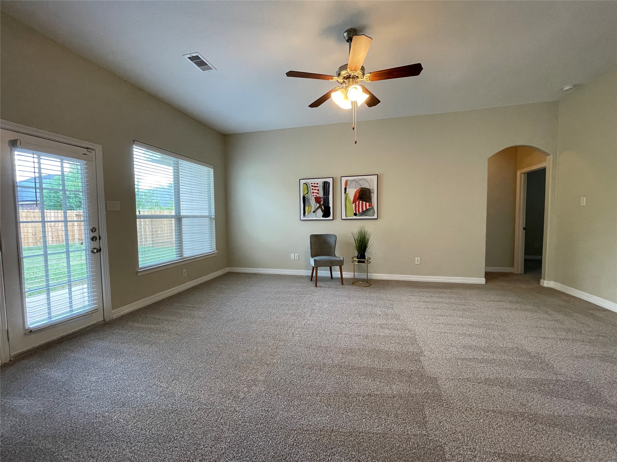 5811 Ranch Riata Court Katy, TX 77449 - Photo 12 of 35 Gallery Image 12