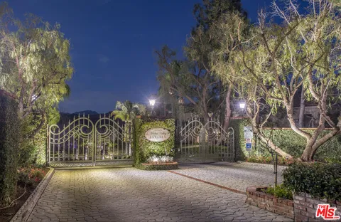 $5,698,000 | 29155 Old Mill Creek Lane, Agoura Hills, CA 91301