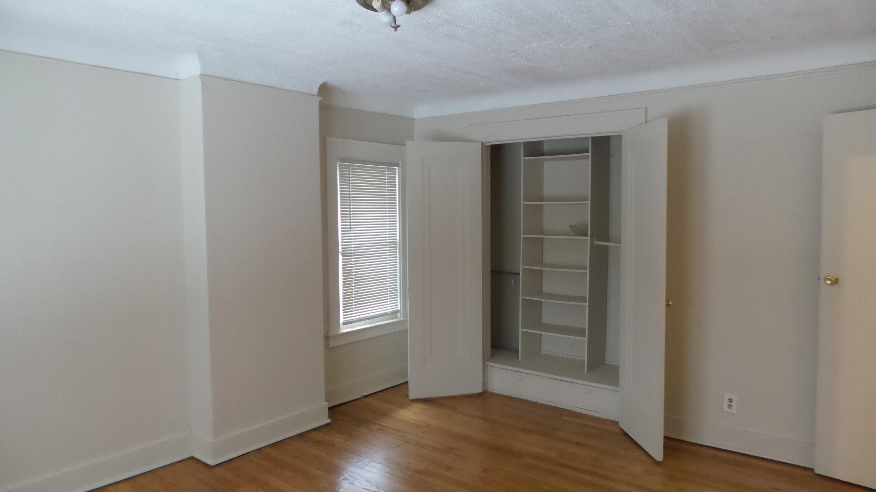 4348 Sturtevant Street Detroit, MI 48204 - Photo 17 of 25 20140205_054521