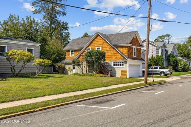 a view of a house with a outdoor space
