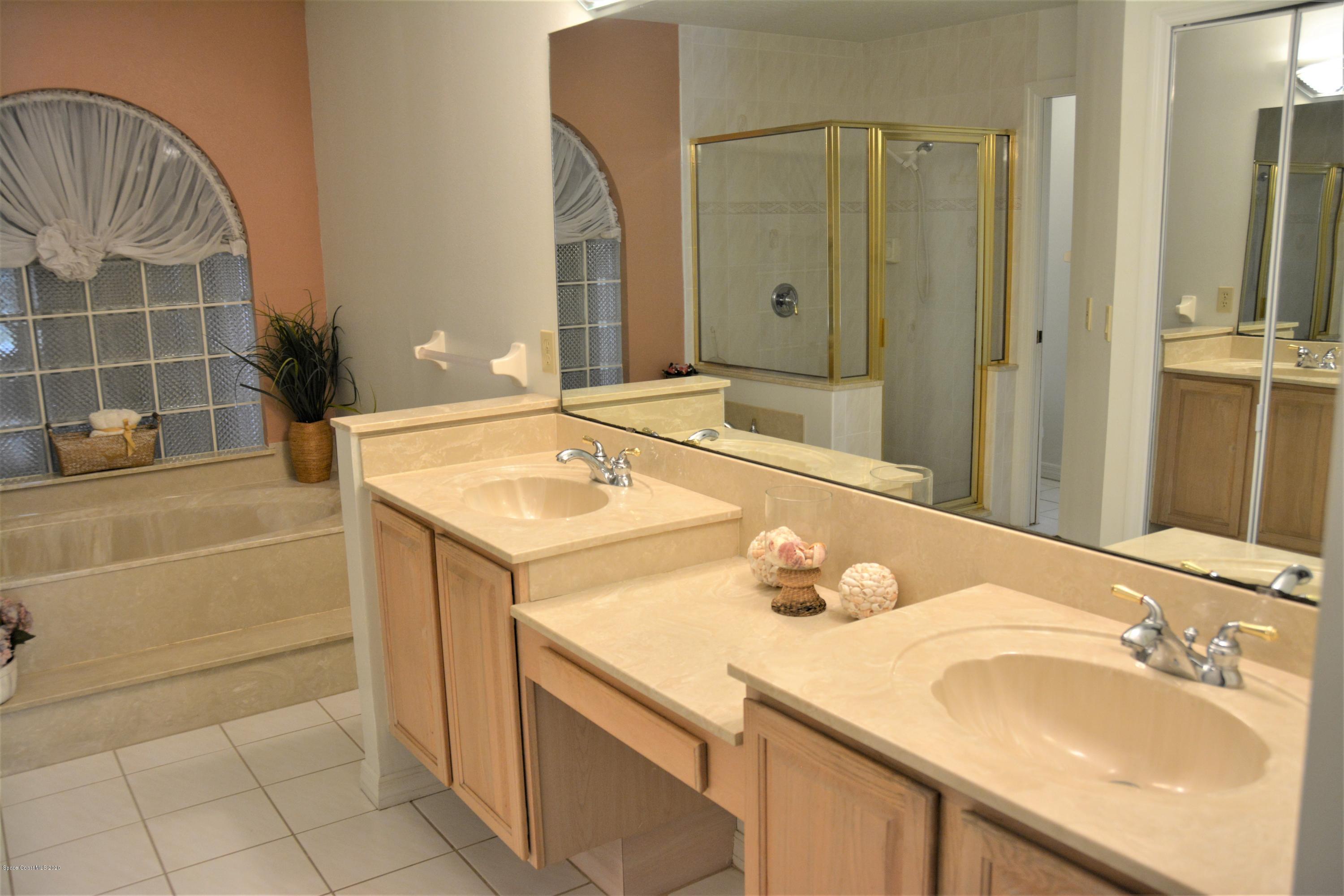 3450 Big Pine Road Melbourne, FL 32934 - Photo 21 of 49 Master bath