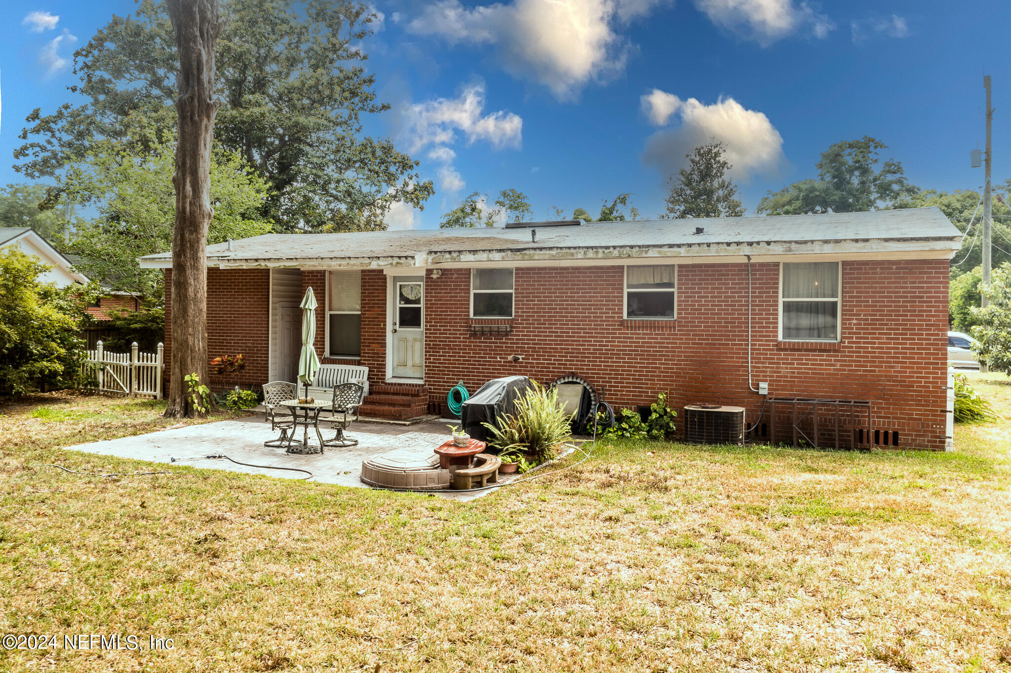 2217 Ligustrum Road Jacksonville, FL 32211 - Photo 4 of 16 back