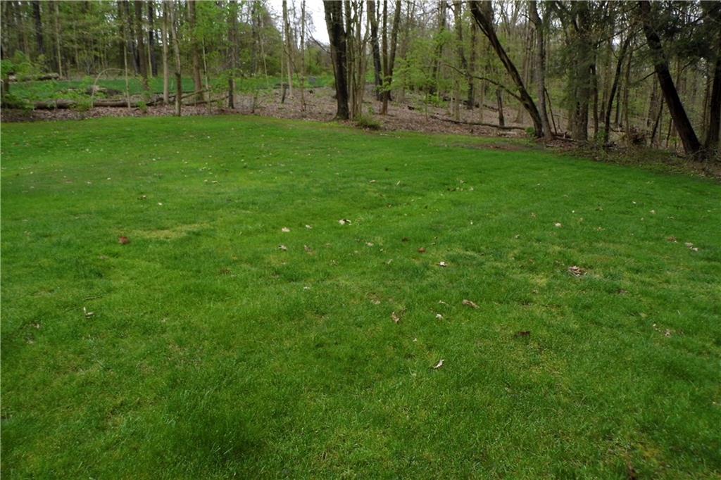 1185 Ewing Road Coraopolis, PA 15108 - Photo 3 of 16 Gallery Image 3
