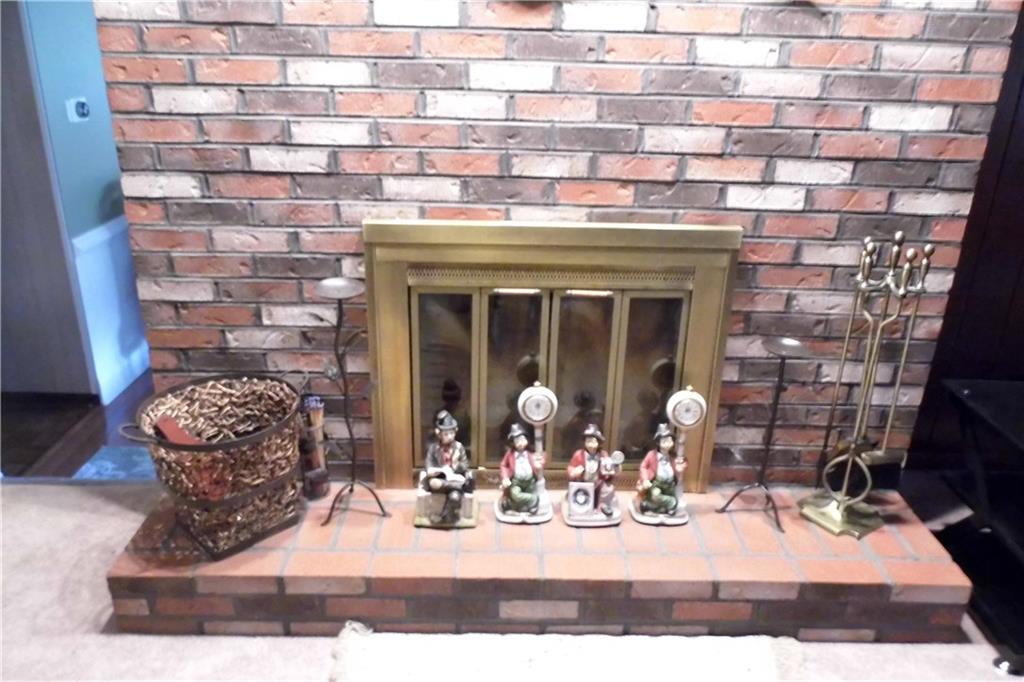 1185 Ewing Road Coraopolis, PA 15108 - Photo 8 of 16 Gallery Image 8