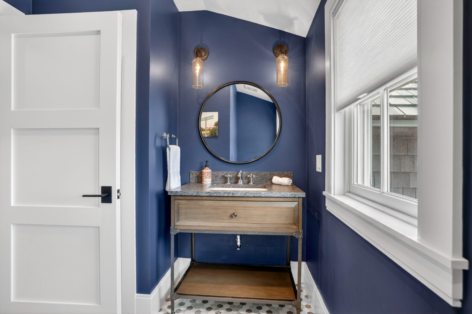 17 Town Lot Road Edgartown, MA 02539 - Photo 49 of 62