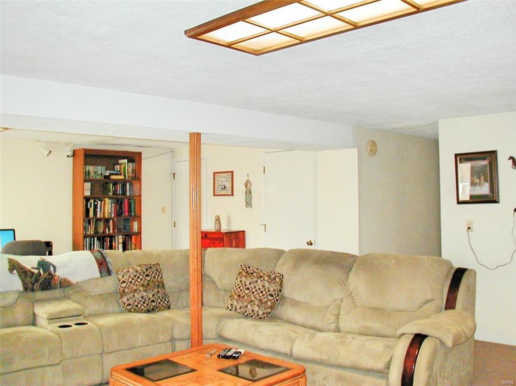 105 Osage Way Weldon Spring, MO 63304 - Photo 10 of 23 Gallery Image 10