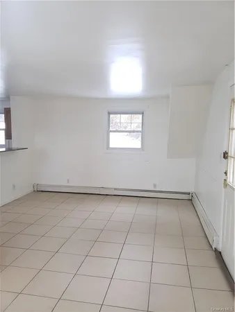 $2,000 | 51 Hillandale Avenue, Unit 2, White Plains, NY 10603