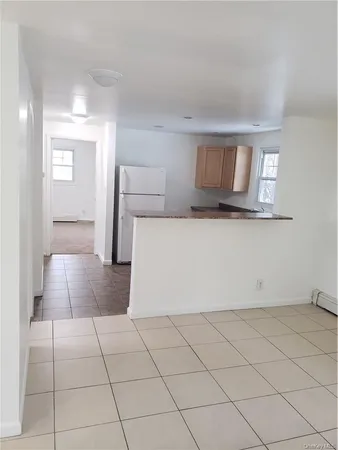 $2,000 | 51 Hillandale Avenue, Unit 2, White Plains, NY 10603