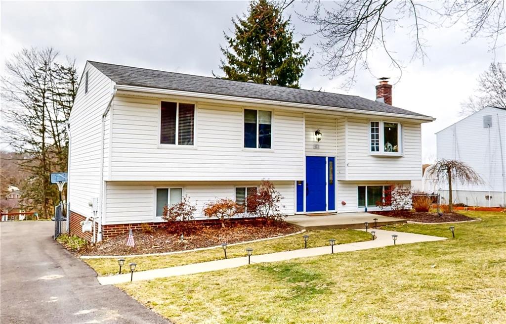 418 Deerfield Dr  