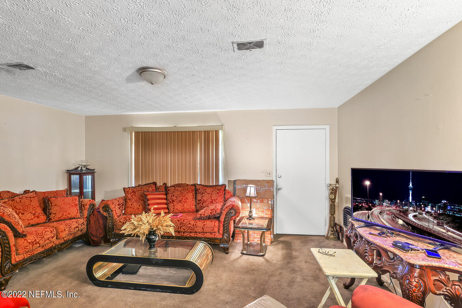 7018 Cavalier Road Jacksonville, FL 32208 - Photo 17 of 20 Living Room