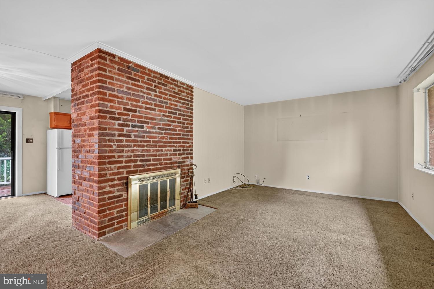 7532 Murillo Street Springfield, VA 22151 - Photo 2 of 15