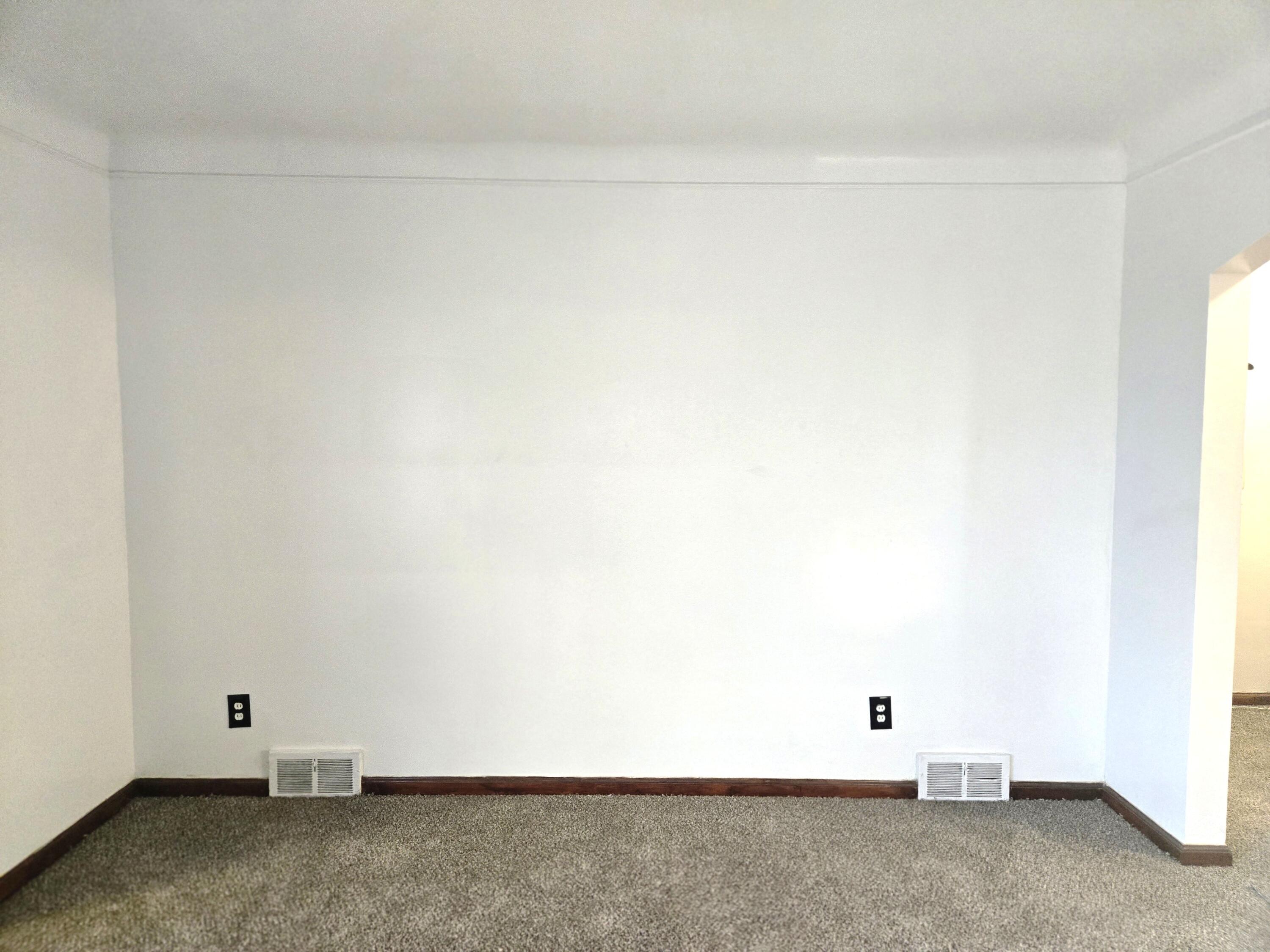 18000 Ilene Street Detroit, MI 48221 - Photo 12 of 93 Living room 3