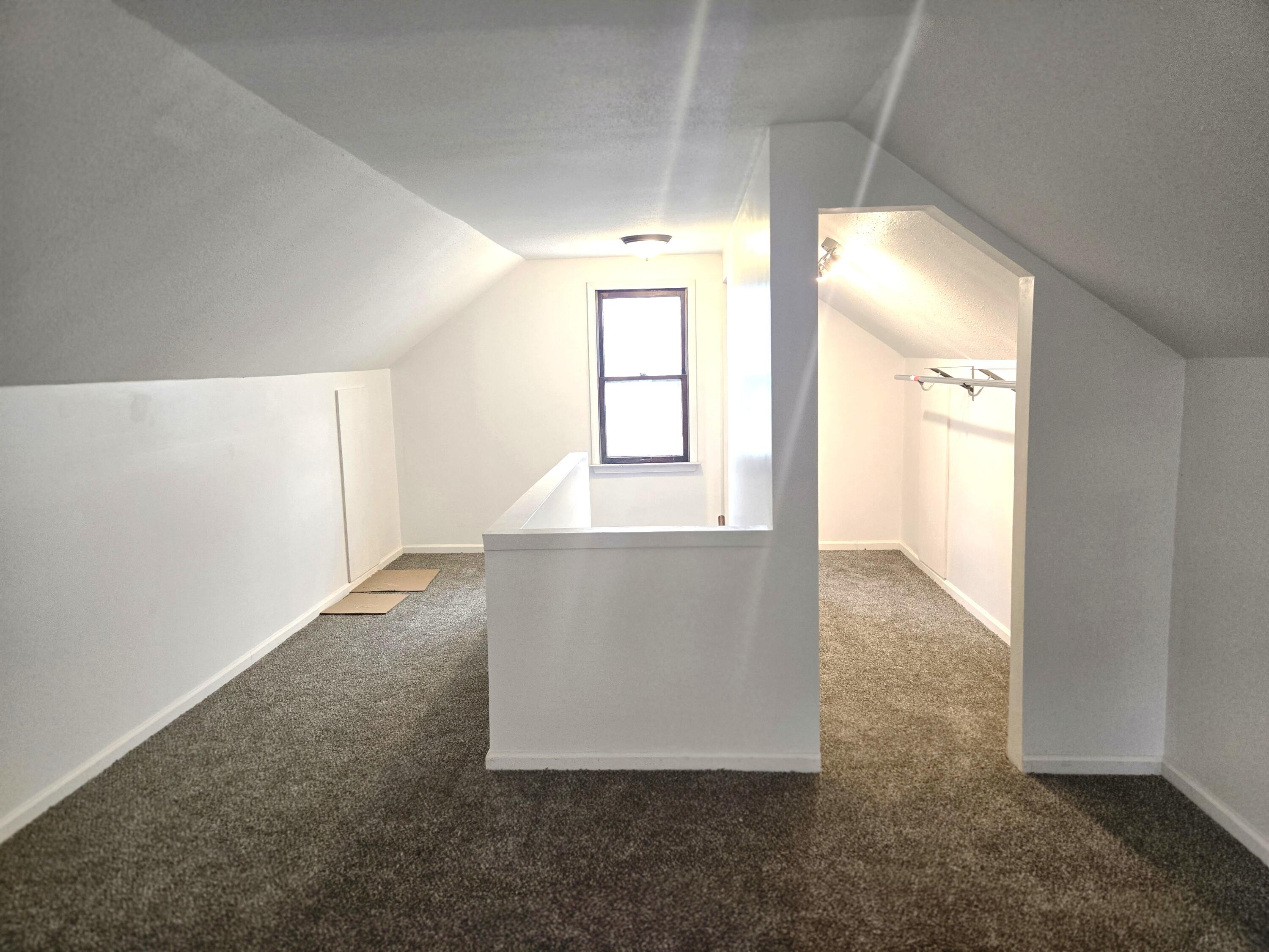 18000 Ilene Street Detroit, MI 48221 - Photo 19 of 93 Main bedroom-upstairs 4