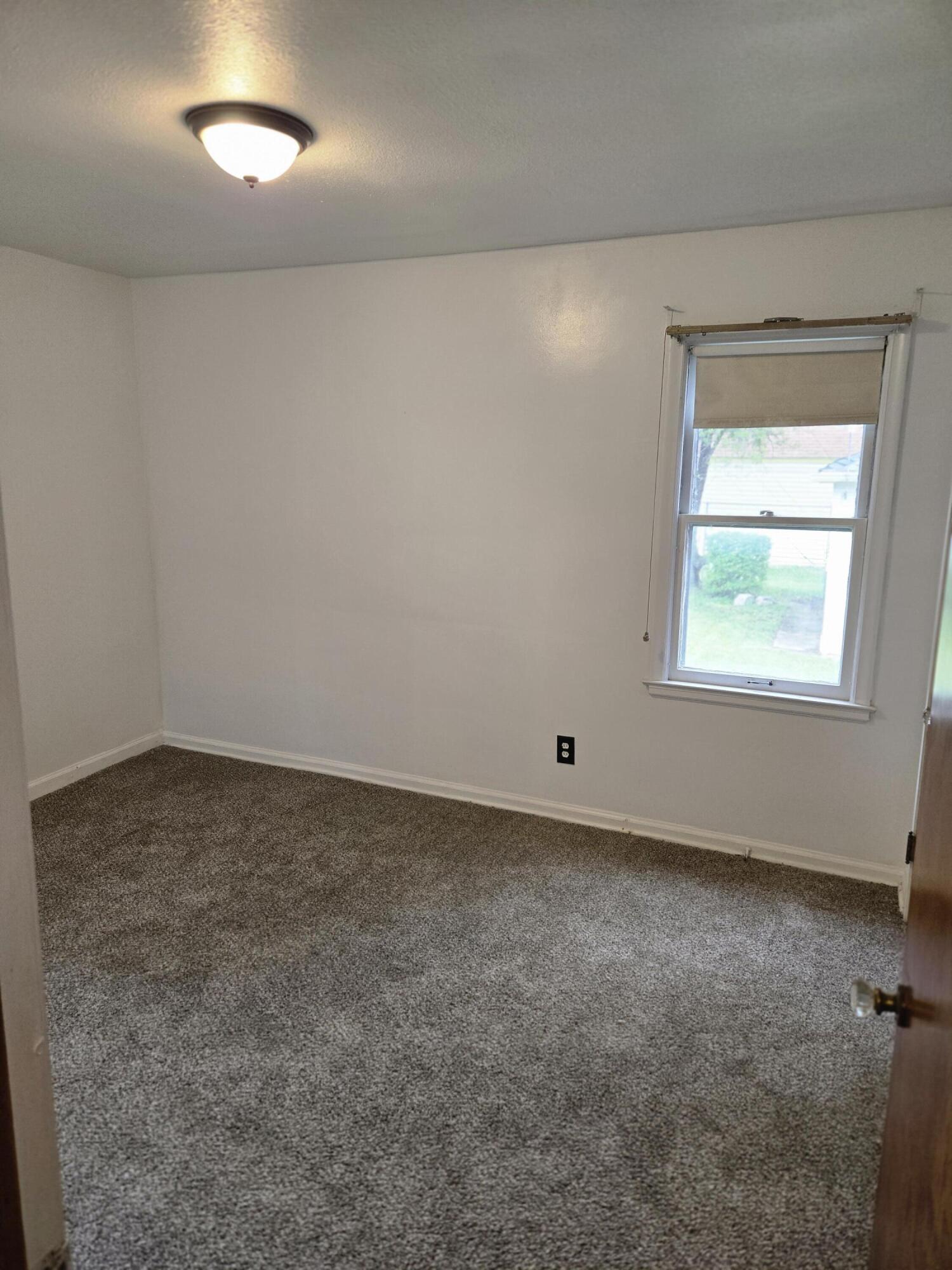 18000 Ilene Street Detroit, MI 48221 - Photo 43 of 93 20250620_184752