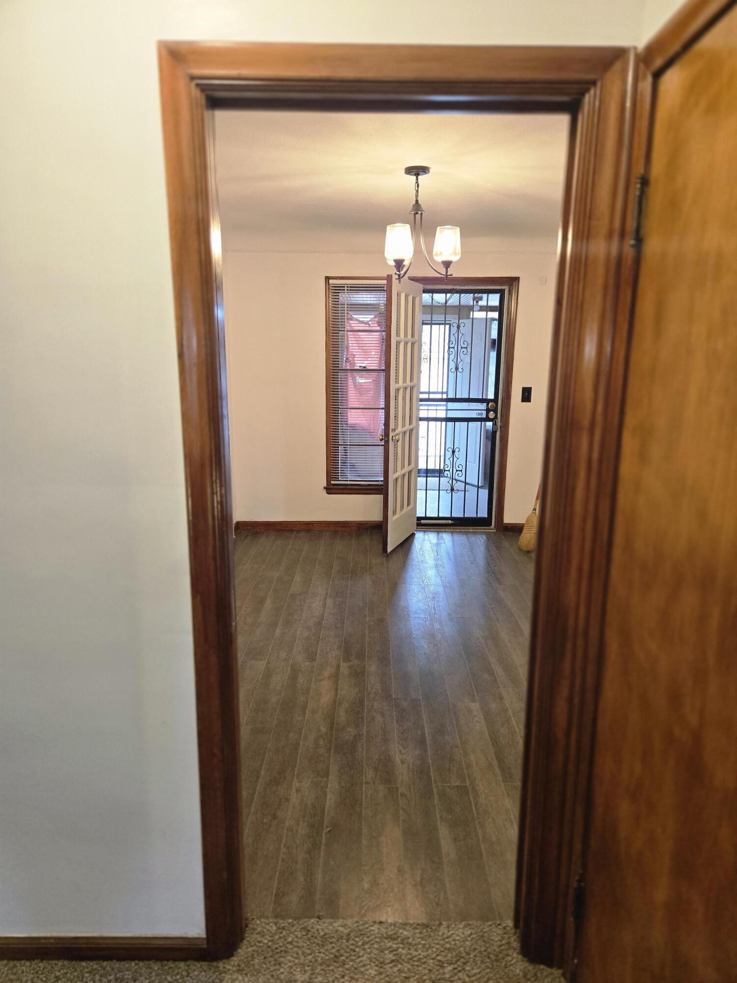 18000 Ilene Street Detroit, MI 48221 - Photo 49 of 93 entrance to dining room