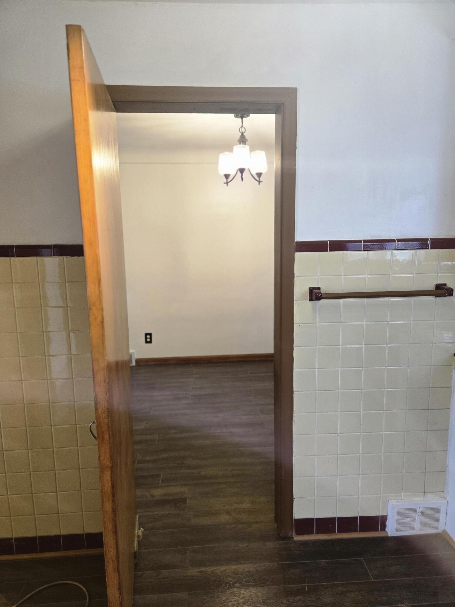 18000 Ilene Street Detroit, MI 48221 - Photo 57 of 93 kitchen