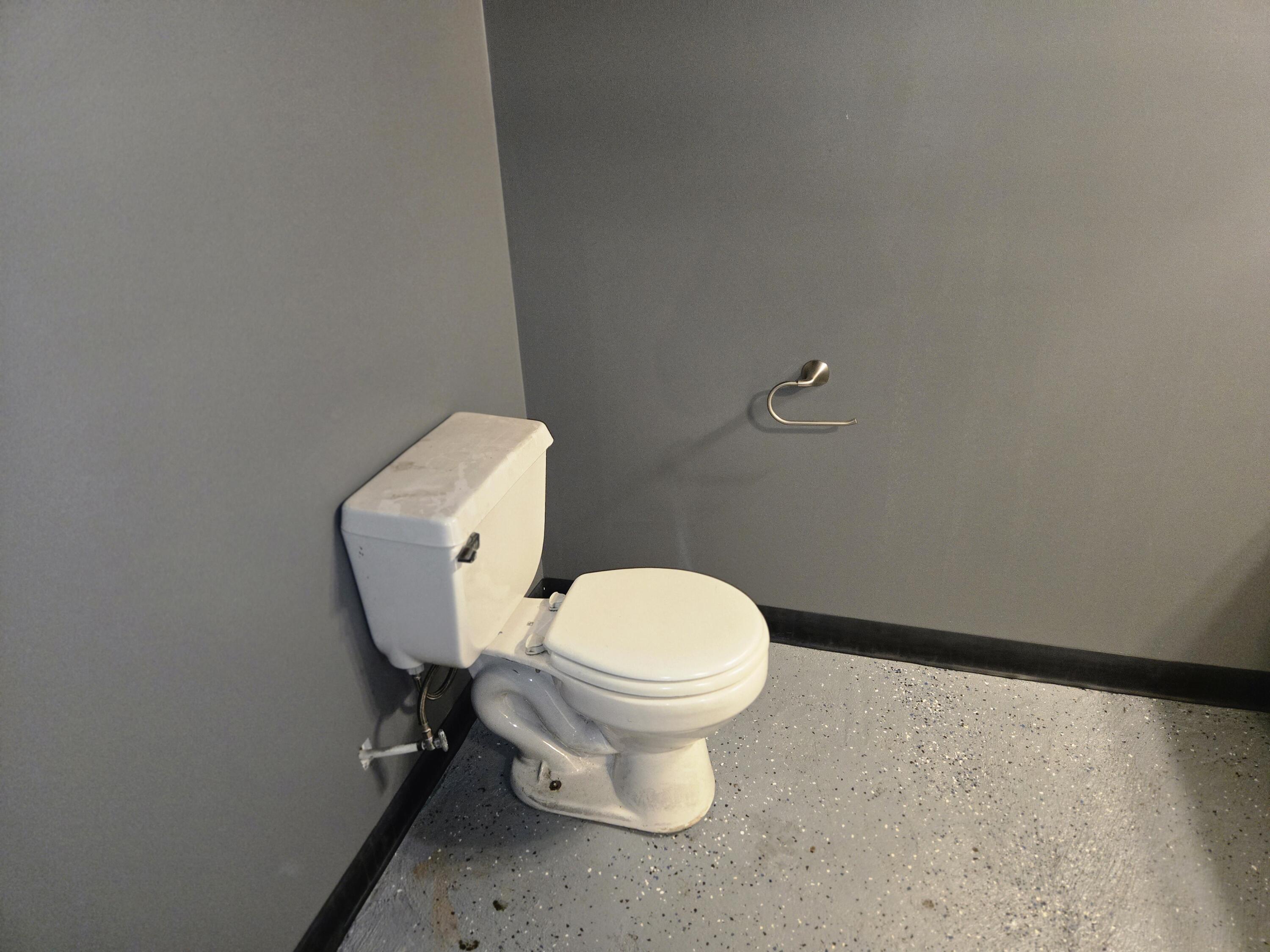 18000 Ilene Street Detroit, MI 48221 - Photo 73 of 93 basement bath