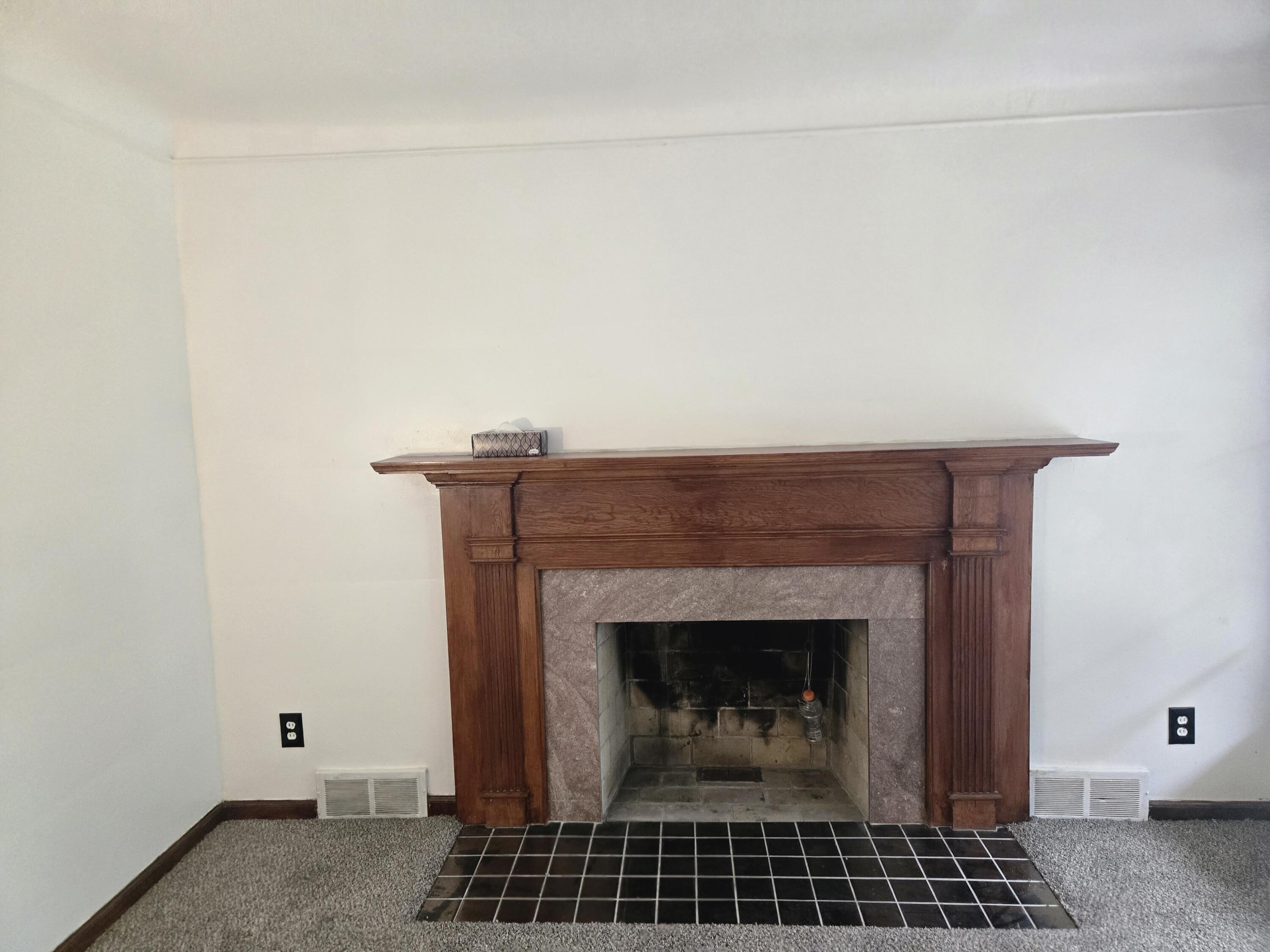 18000 Ilene Street Detroit, MI 48221 - Photo 8 of 93 20250620_182938