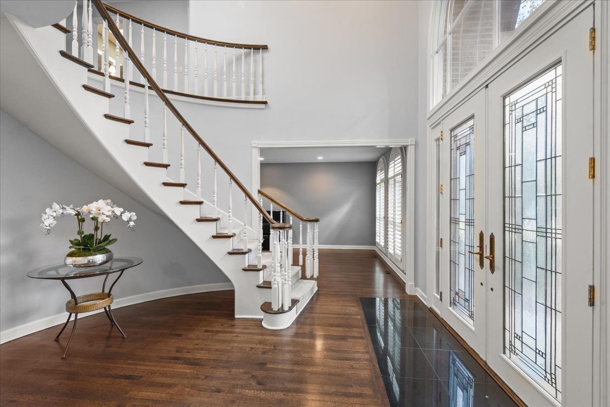 101 Crestview Drive Deerfield, IL 60015 - Photo 3 of 37 a view of entryway and hall with wooden floor