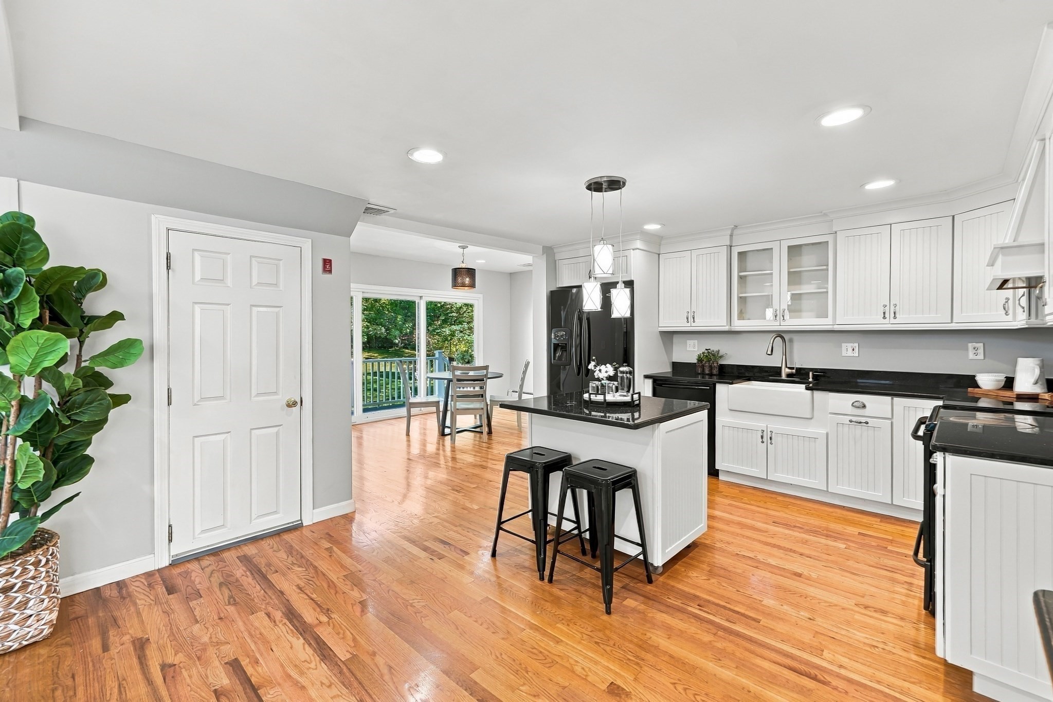 8 Rangeway Street Lexington, MA 02420 - Photo 11 of 42 Gallery Image 11