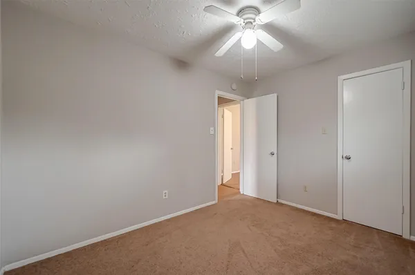 $1,950 | 1126 West Belgravia Drive, Pearland, TX 77584