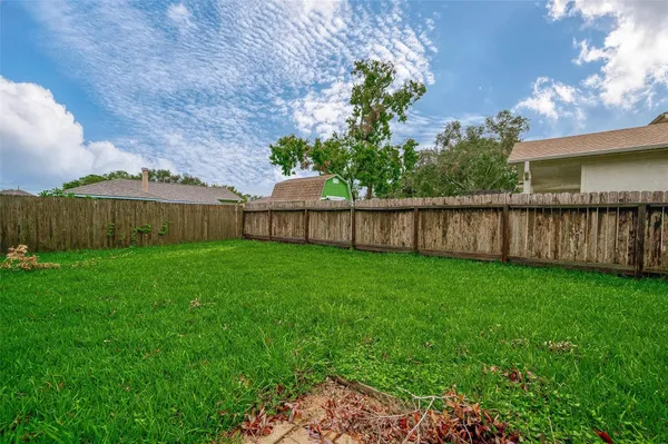 $1,950 | 1126 West Belgravia Drive, Pearland, TX 77584