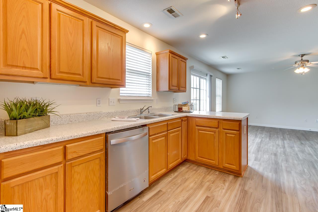 1 Milo Court Simpsonville, SC 29680 - Photo 8 of 30 Gallery Image 8