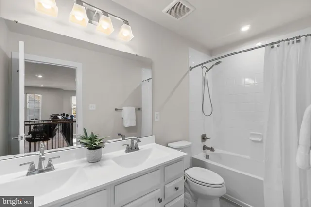 $825,000 | 5245 Red Maple Drive, Frederick, MD 21703