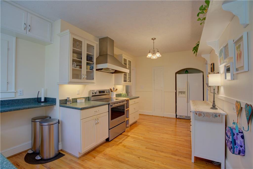 5 Vineland Drive Northwest Rome, GA 30165 - Photo 16 of 54 a kitchen with stainless steel appliances granite countertop a stove and a sink