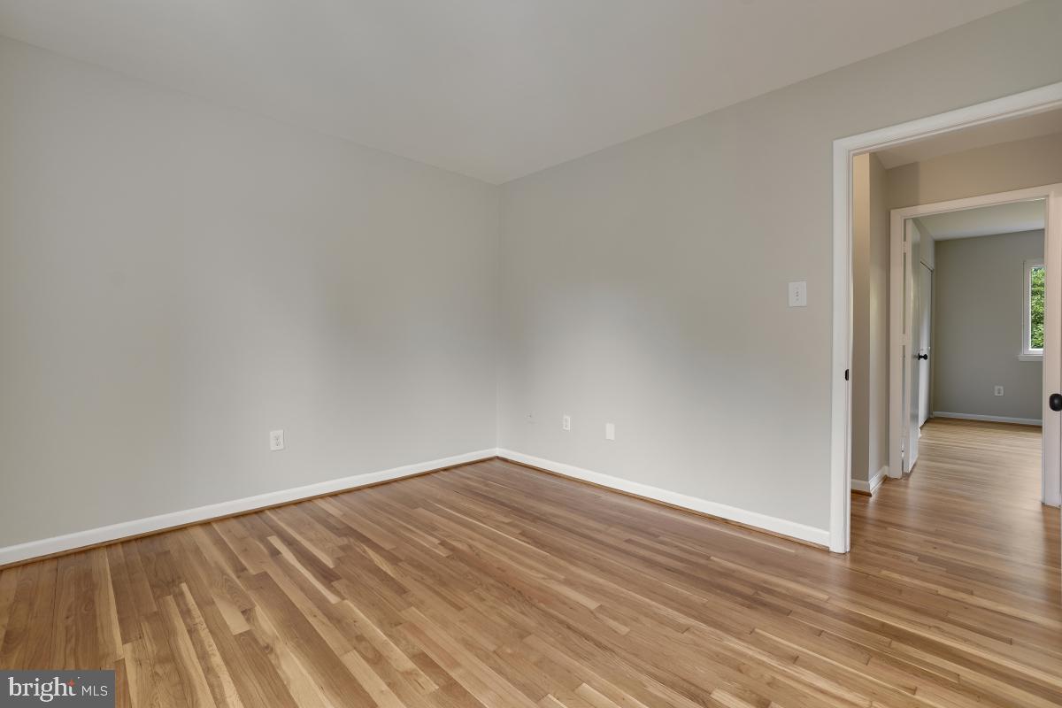 1530 Goldenrain Court Reston, VA 20190 - Photo 27 of 50 Gallery Image 27