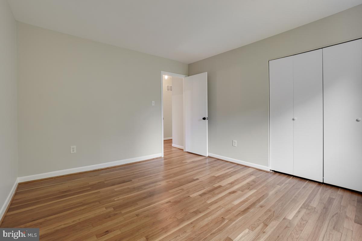 1530 Goldenrain Court Reston, VA 20190 - Photo 33 of 50 Gallery Image 33