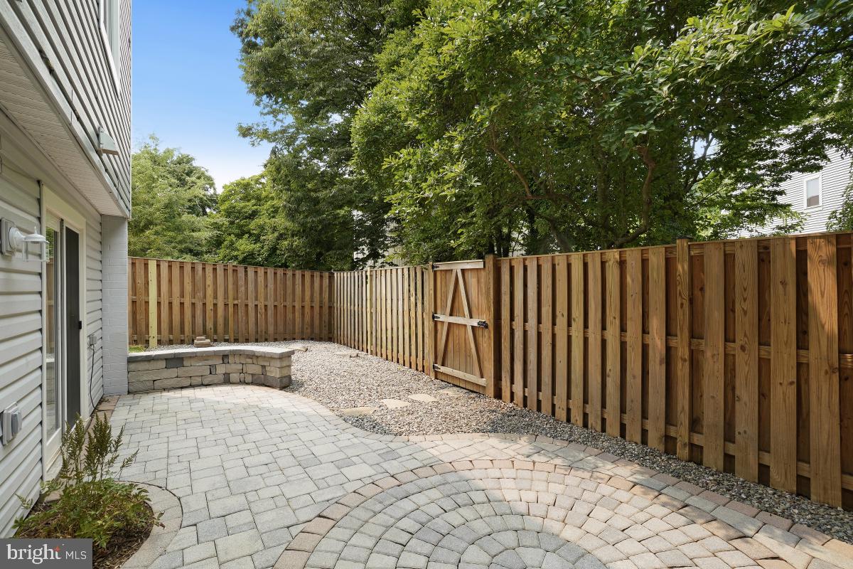 1530 Goldenrain Court Reston, VA 20190 - Photo 47 of 50 Patio