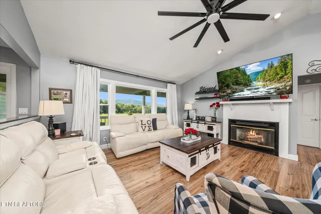 $799,000 | 113 Swan Road, Crossville, TN 38555