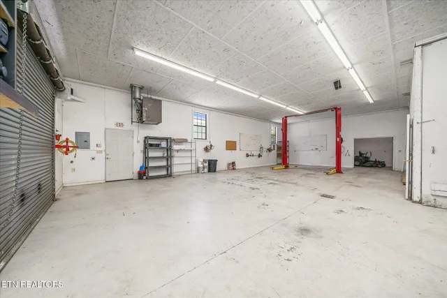 $799,000 | 113 Swan Road, Crossville, TN 38555