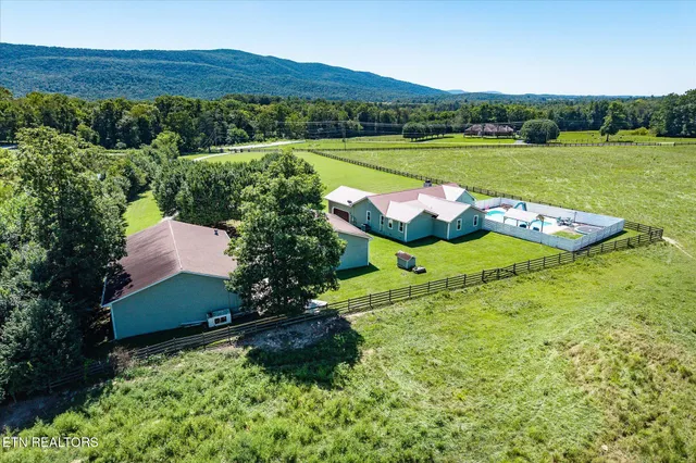 $799,000 | 113 Swan Road, Crossville, TN 38555