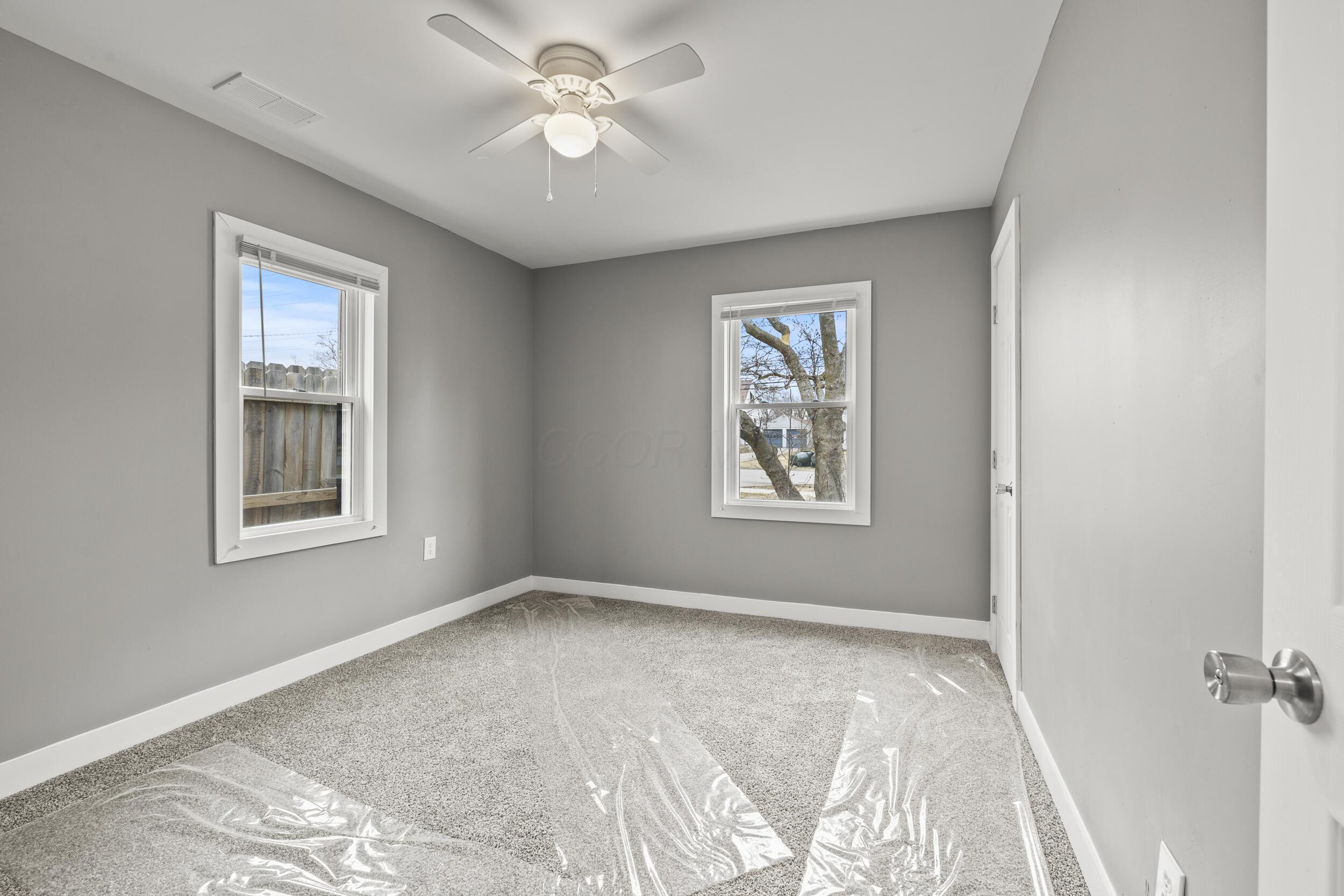 1257 Moler Road Columbus, OH 43207 - Photo 15 of 19 15_bedroom 1-01