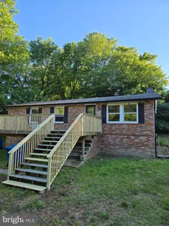 $449,900 | 941 Pat Lane, Huntingtown, MD 20639